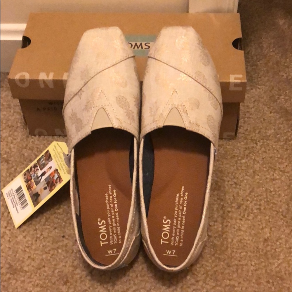 Toms Pineapple Classics